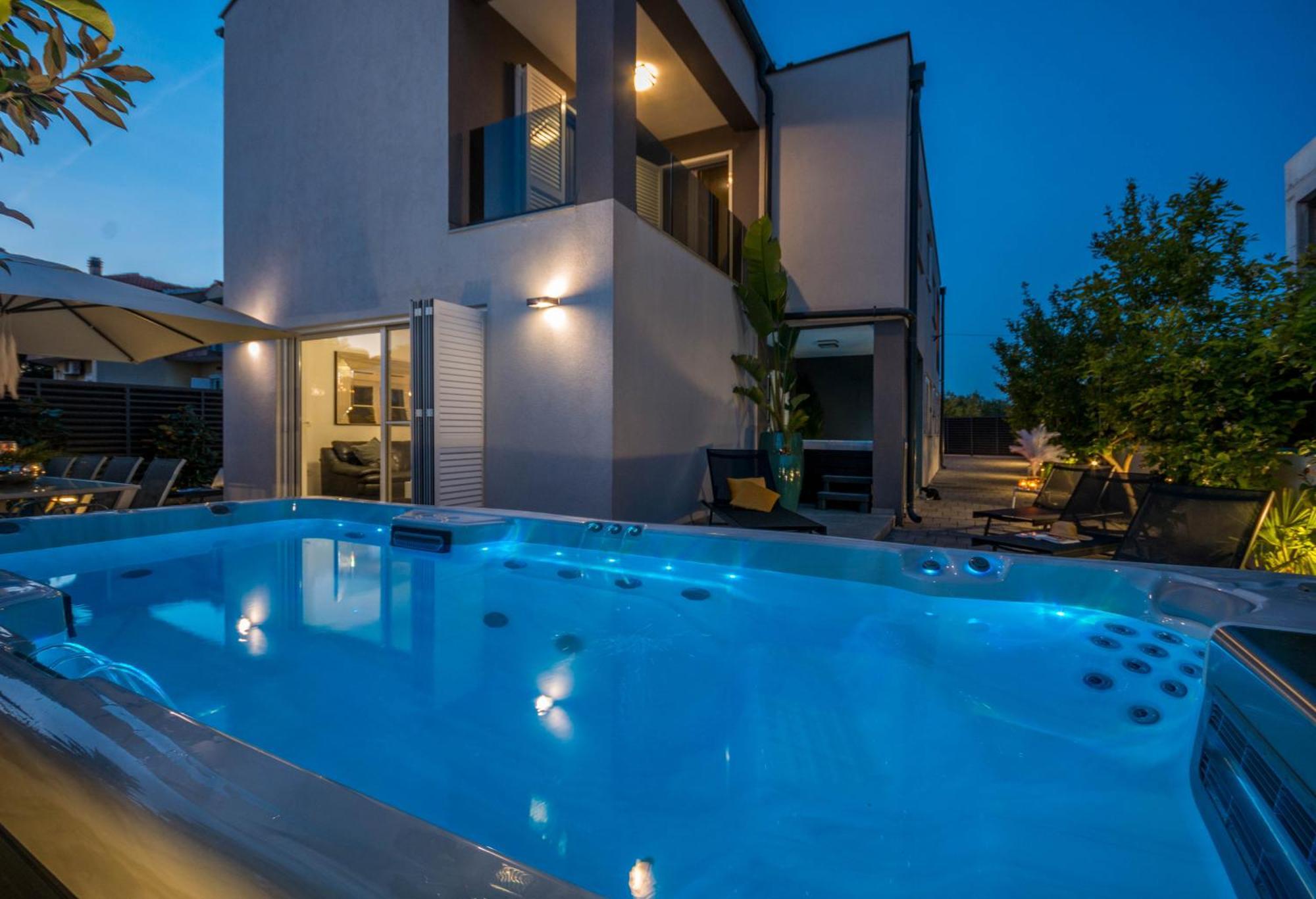 House With Pool Ledenko Apartment บีโอกราดนาโมรู ภายนอก รูปภาพ