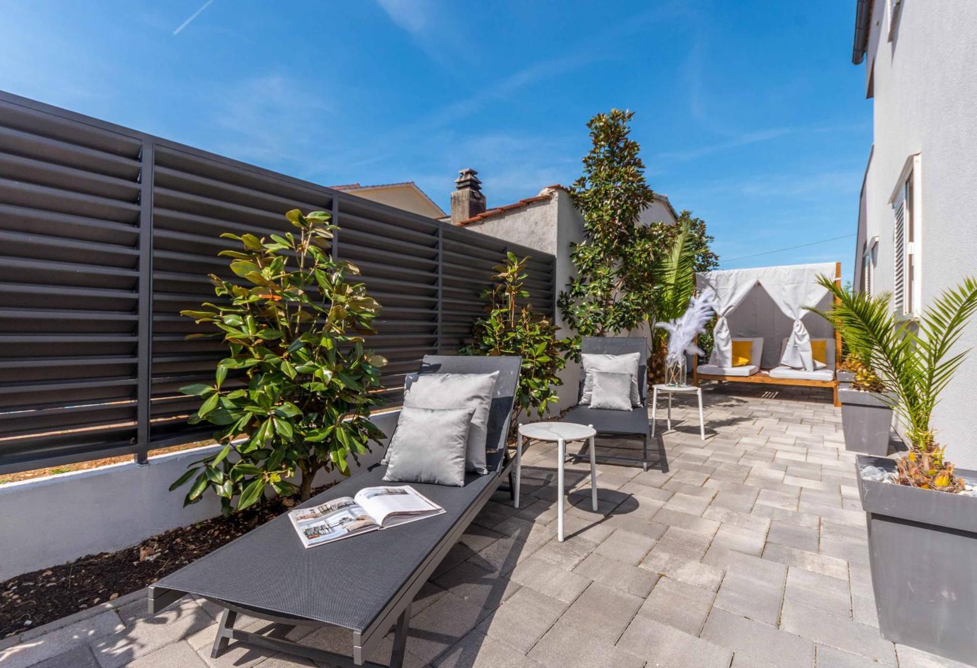 House With Pool Ledenko Apartment บีโอกราดนาโมรู ภายนอก รูปภาพ